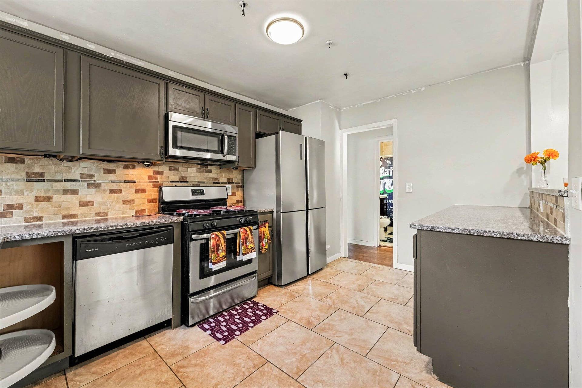8235 Ellsworth Court, Merrillville, IN 46410 Ellsworth