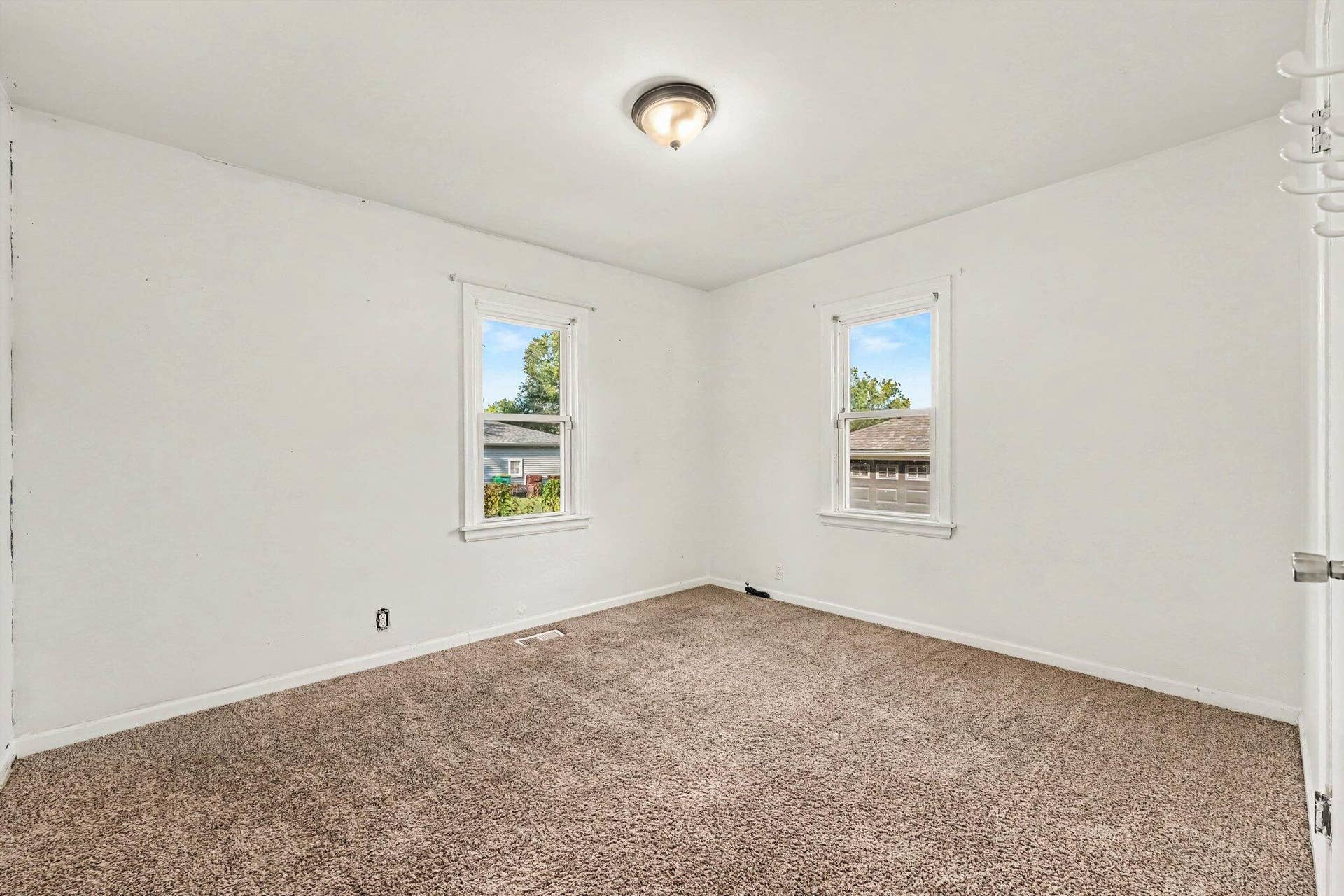 8235 Ellsworth Court, Merrillville, IN 46410 009_file_5265