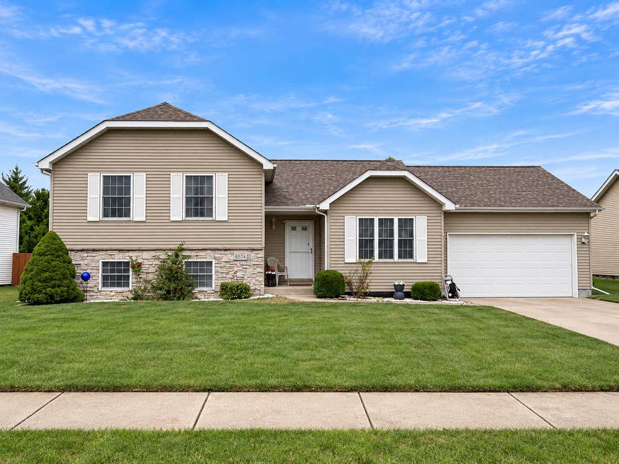 Property photo for 6574 Robbins Road, Portage, IN