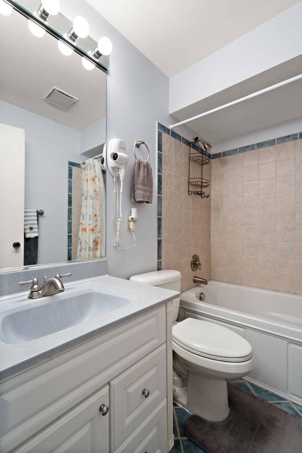 5015 Spinnaker Lane, #C, Crown Point, IN 46307 19-web-or-mls-DSC03282