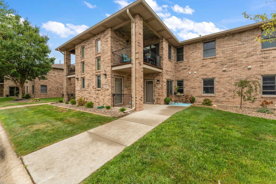 Property photo for 946 Elm Drive, Crown Point, IN
