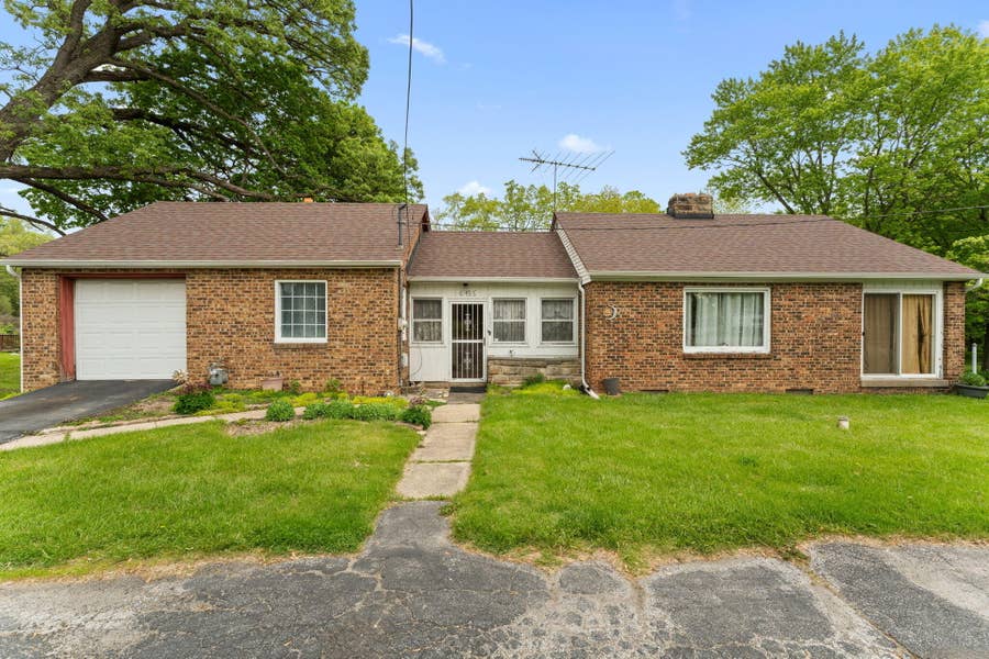 Property photo for 6435 Madison Street, Merrillville, IN