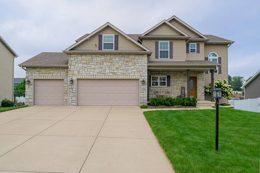 Property photo for 1426 Gates Drive, Schererville, IN