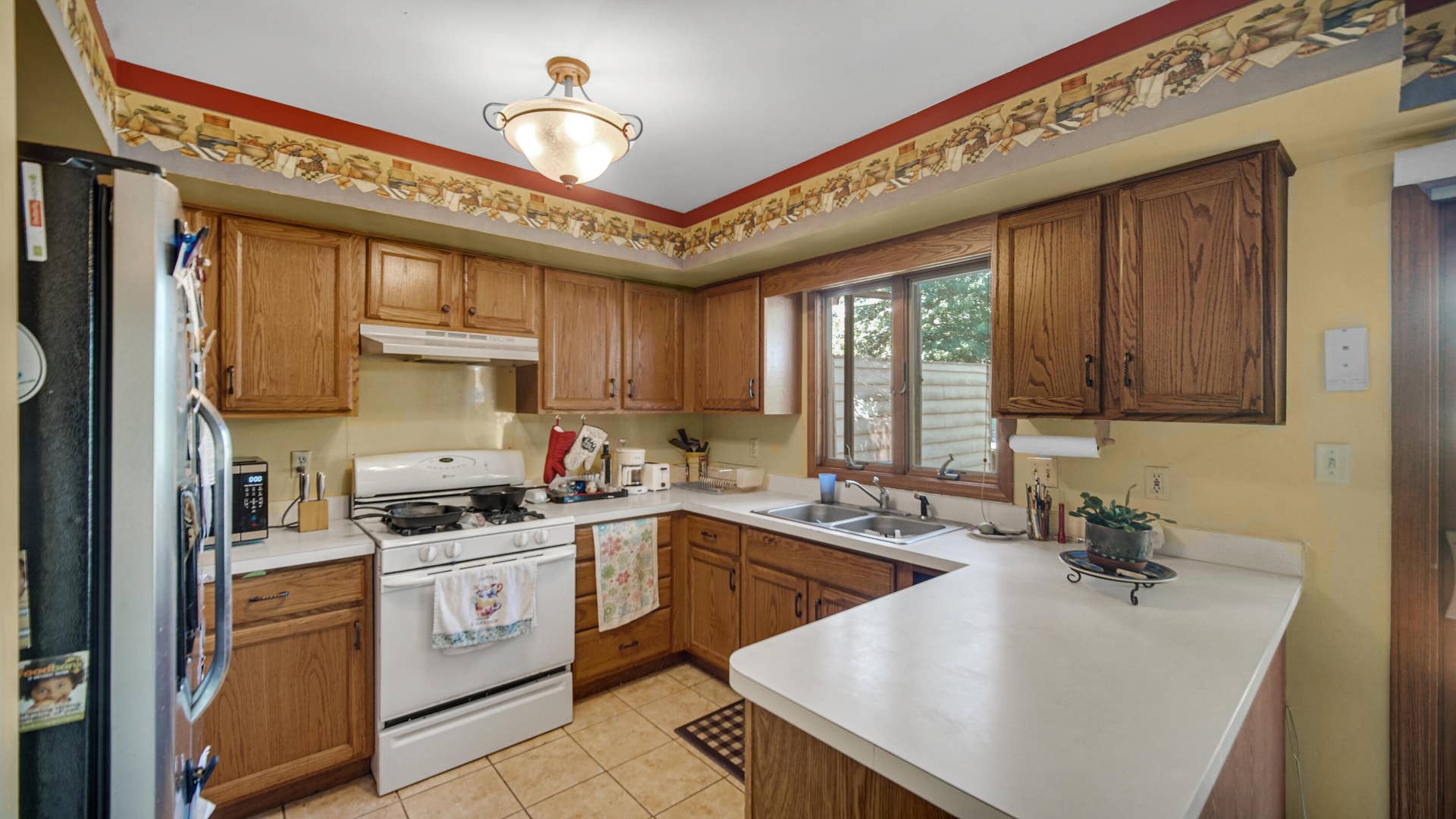 1486 Lake Street, Hobart, IN 46342 SMA00303