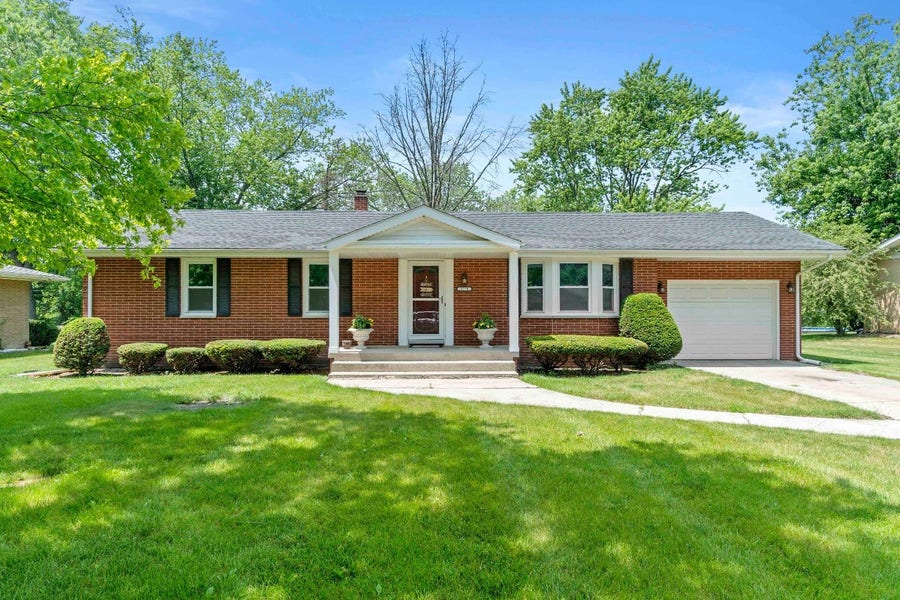 Property photo for 5778 Taney Place, Merrillville, IN