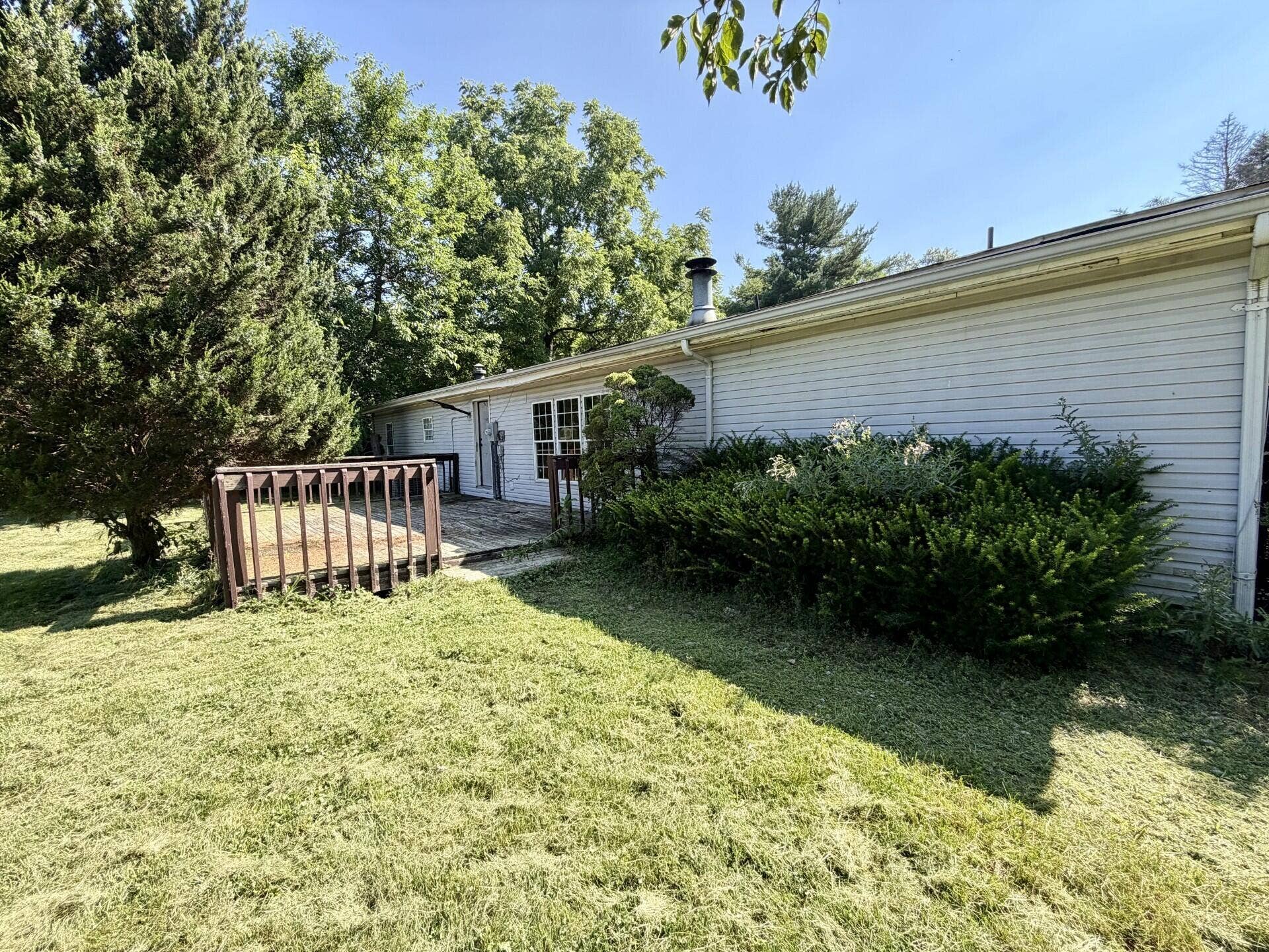 6036 Vermont Street, Merrillville, IN 46410 c131762c-18e3-46ce-a96f-8bc16975b6b7