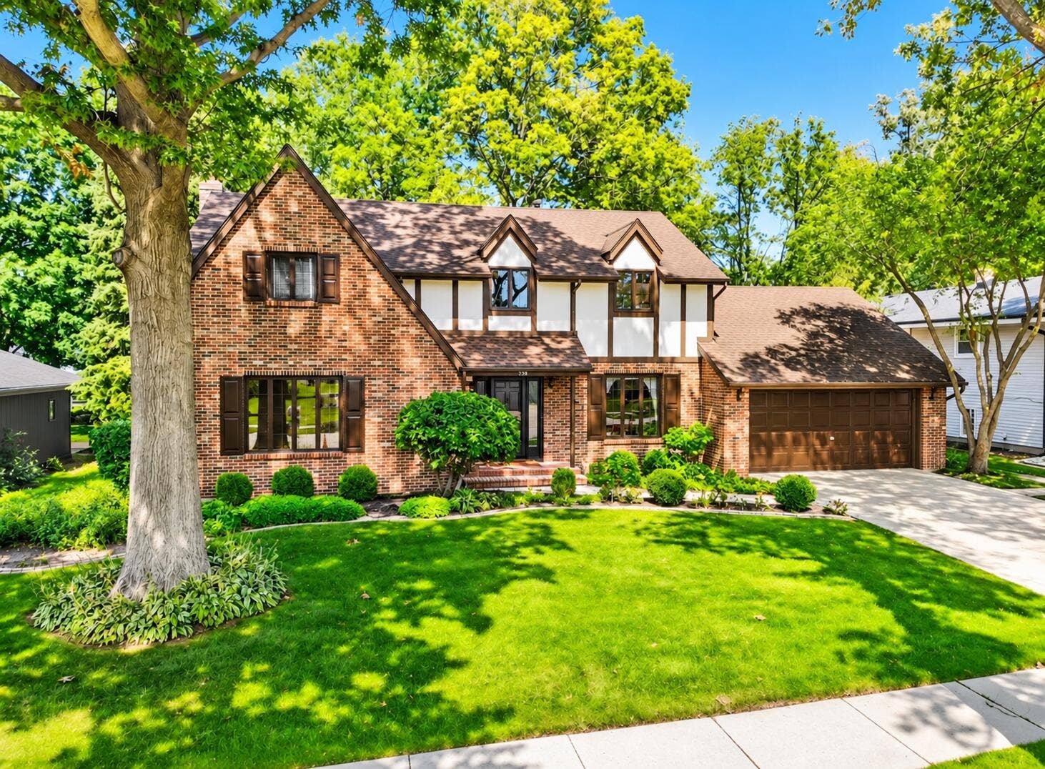 336 Friar Tuck Drive, Schererville, IN 46375 minus garbage