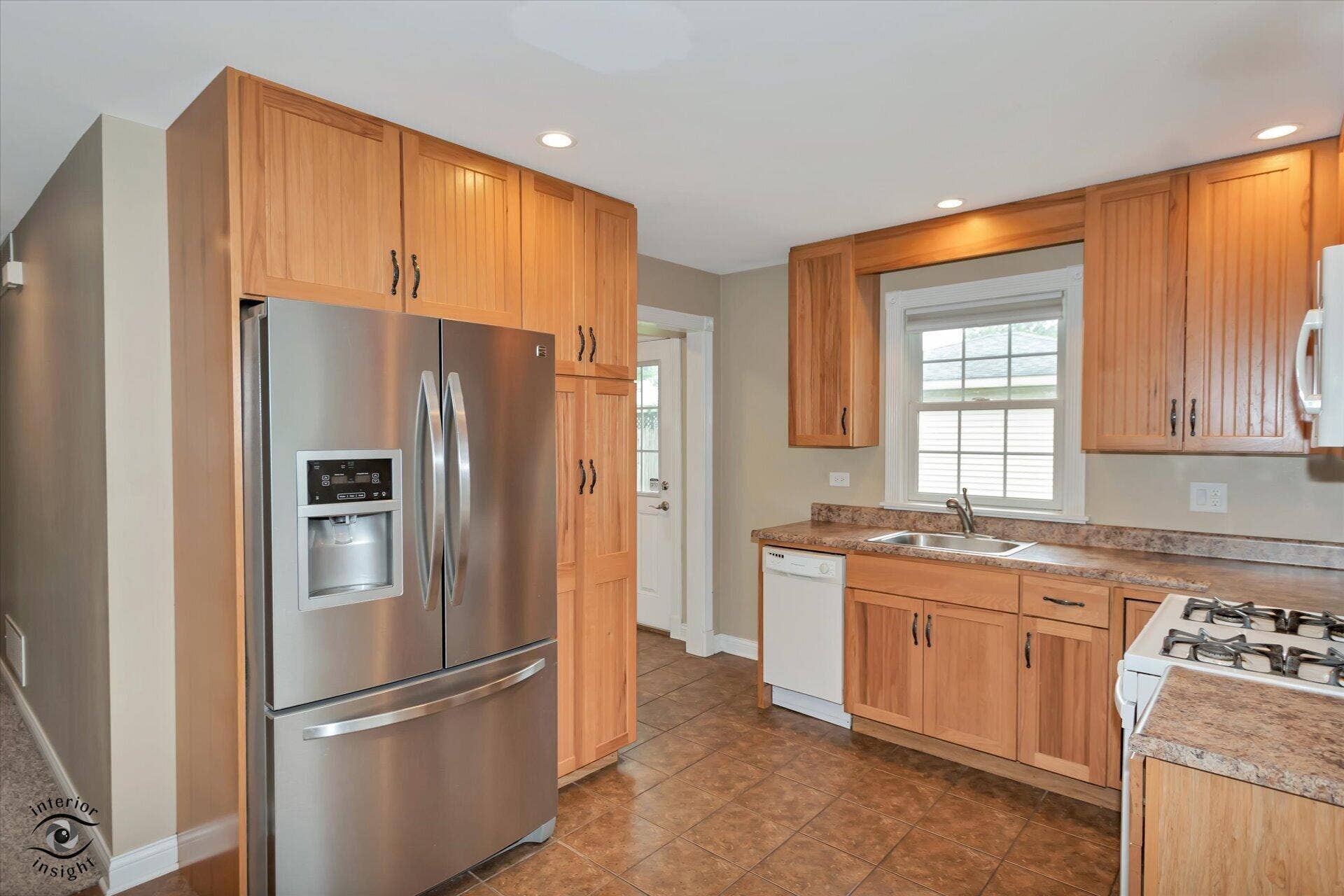 243 Cline Avenue, Griffith, IN 46319 10-Kitchen