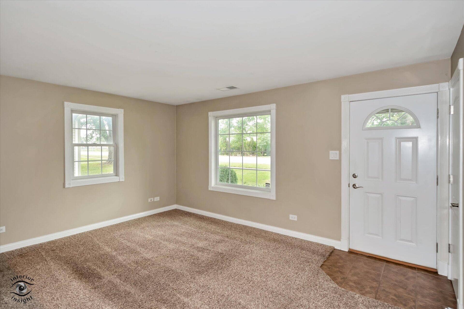 243 Cline Avenue, Griffith, IN 46319 03-Living Room