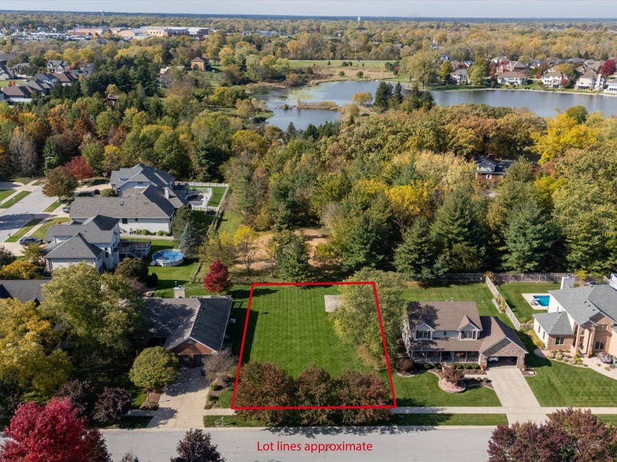 Property photo for 2914 Bristlecone Drive, Schererville, IN