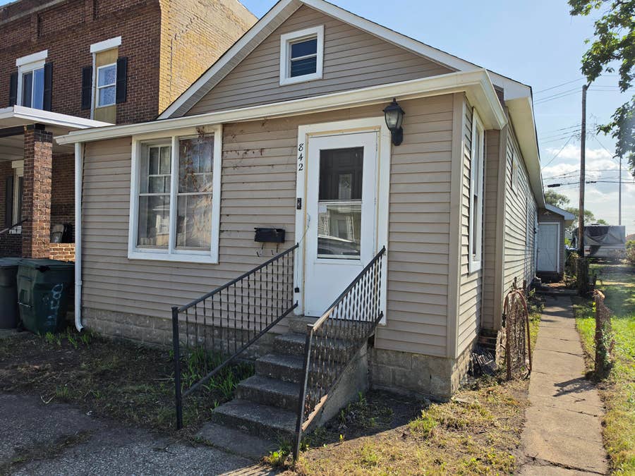 Property photo for 842 Indiana Street, Hammond, IN