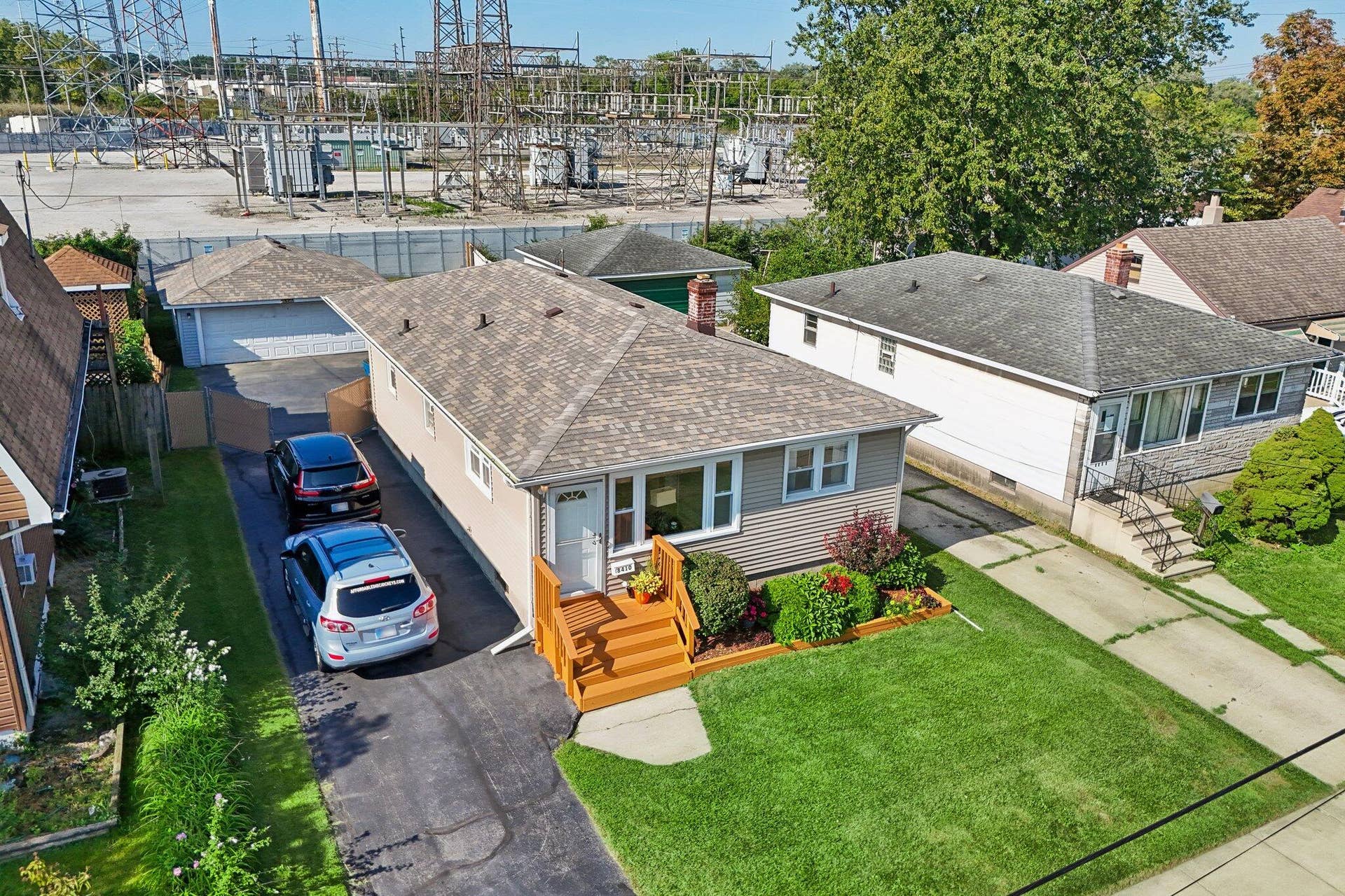 8410 Gordon Drive, Highland, IN 46322 34-web-or-mls-Gordon Dr-S1409-045