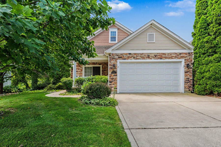 Property photo for 1808 Briam Drive, Valparaiso, IN