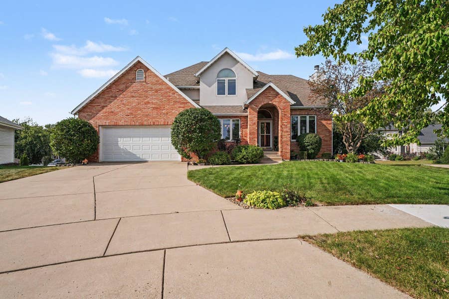 Property photo for 2226 Cowan Court, Schererville, IN