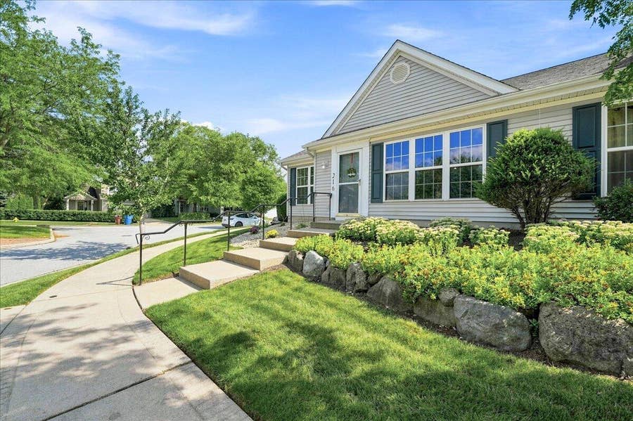 Property photo for 216 Dundee Street, Valparaiso, IN