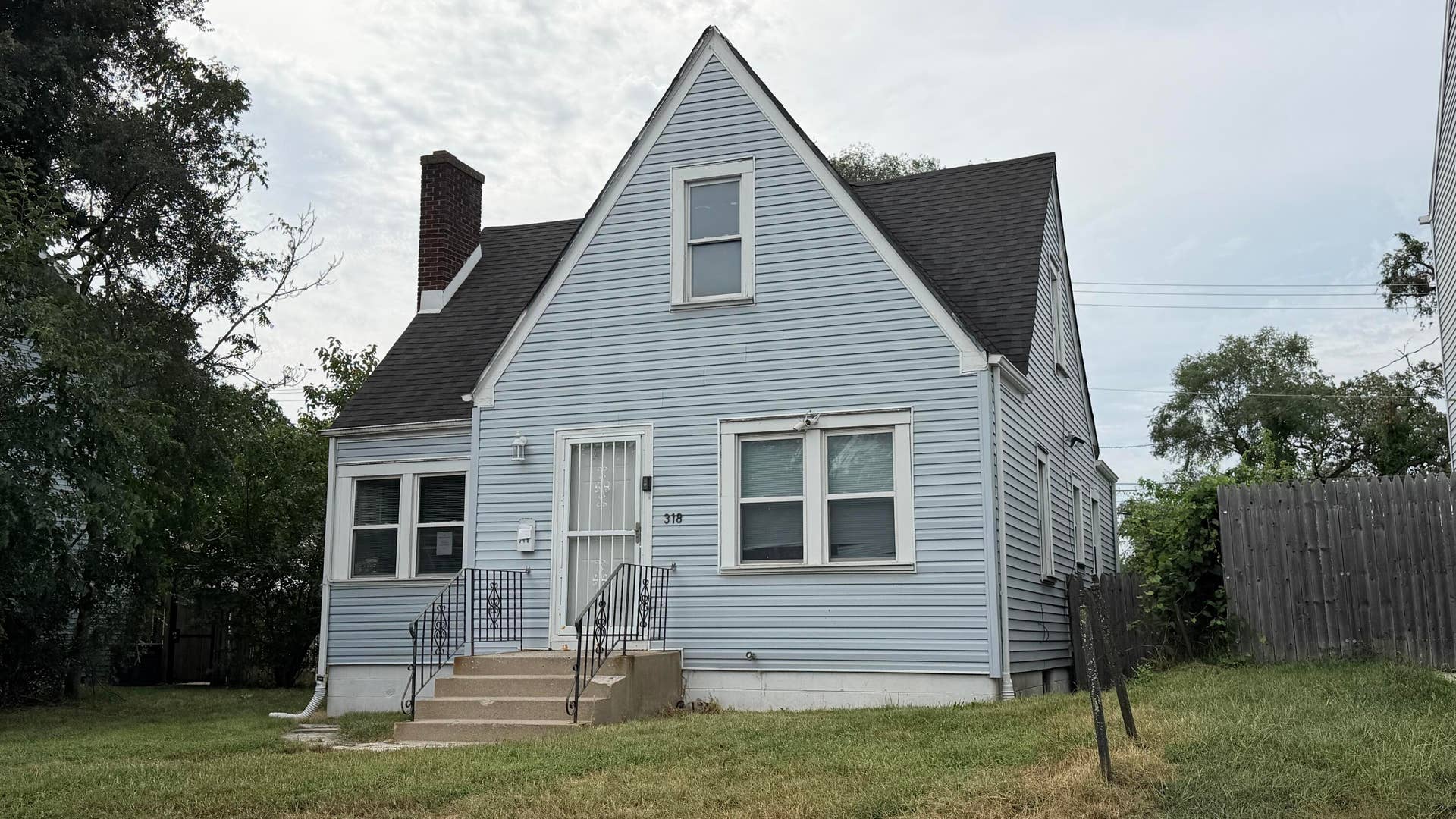318 Hamilton Street, Gary, IN 46403 front right