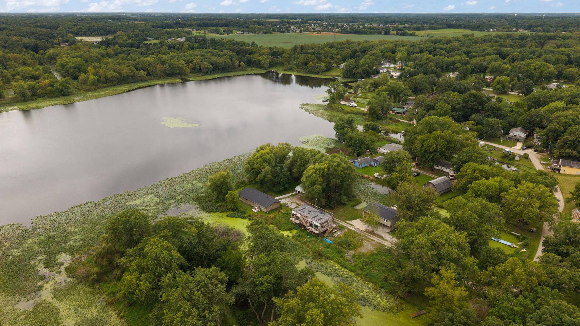 44 Vick Tree Lane, Valparaiso, IN 46385 35-web-or-mls-DJI_20260910104014_0760_D