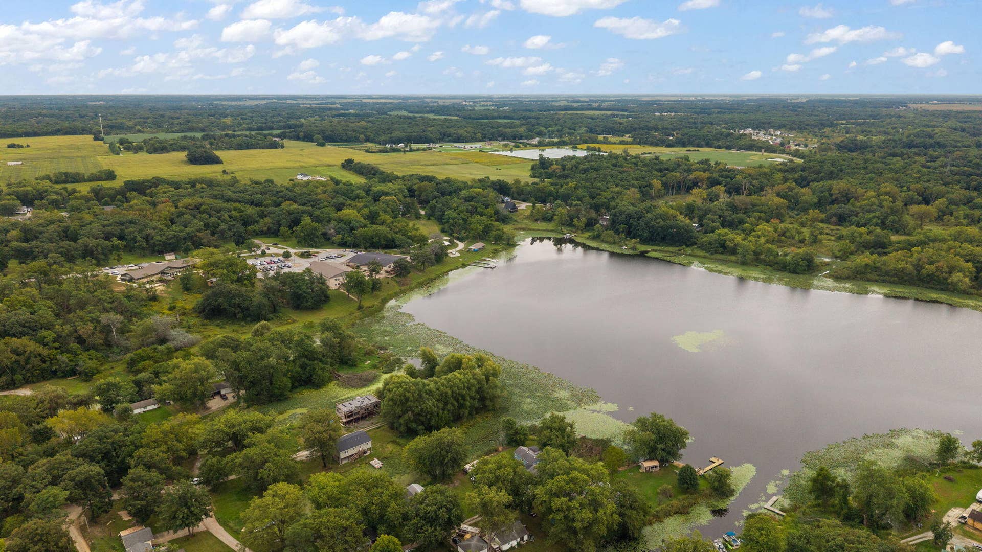 44 Vick Tree Lane, Valparaiso, IN 46385 38-web-or-mls-DJI_20260910104233_0767_D