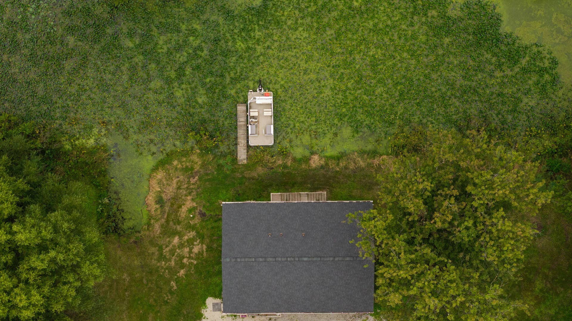 44 Vick Tree Lane, Valparaiso, IN 46385 37-web-or-mls-DJI_20260910104155_0765_D