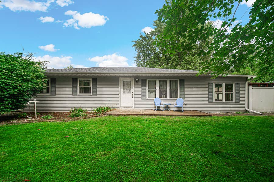 Property photo for 140 Hjelm Road, Porter, IN