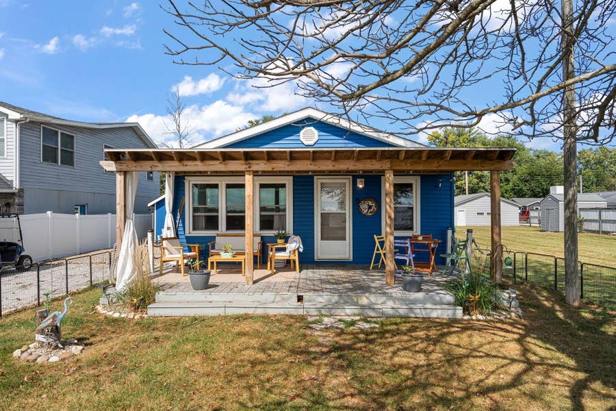 Property photo for 6172 County Road 210, Knox, IN