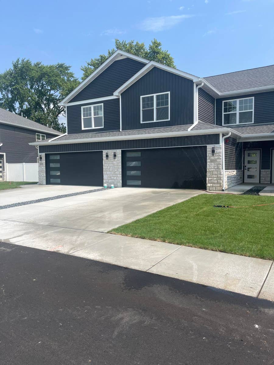 Property photo for 2539 Longwood Drive, Highland, IN