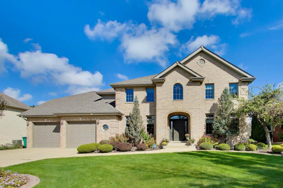Property photo for 1933 Rosewood Court, Munster, IN