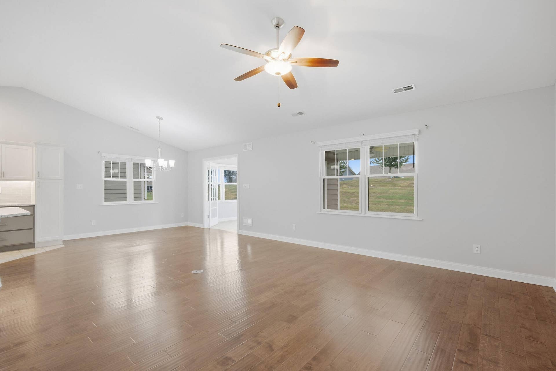 10532 Juniper Lane, St. John, IN 46373 020_DSC00066