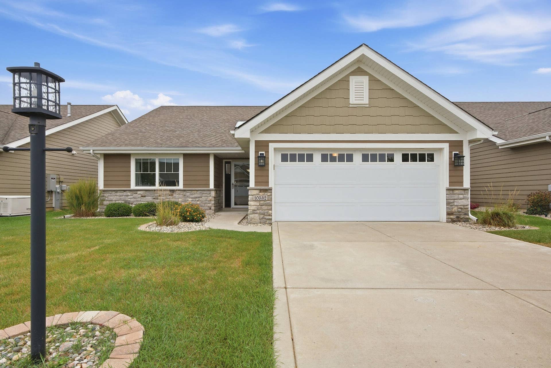 10532 Juniper Lane, St. John, IN 46373 002_DSC00106