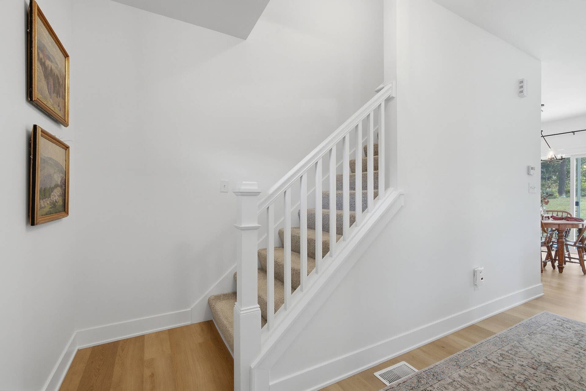 009_Entryway