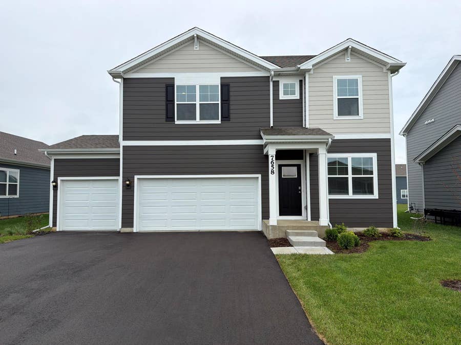 Property photo for 7658 106th Place, Crown Point, IN