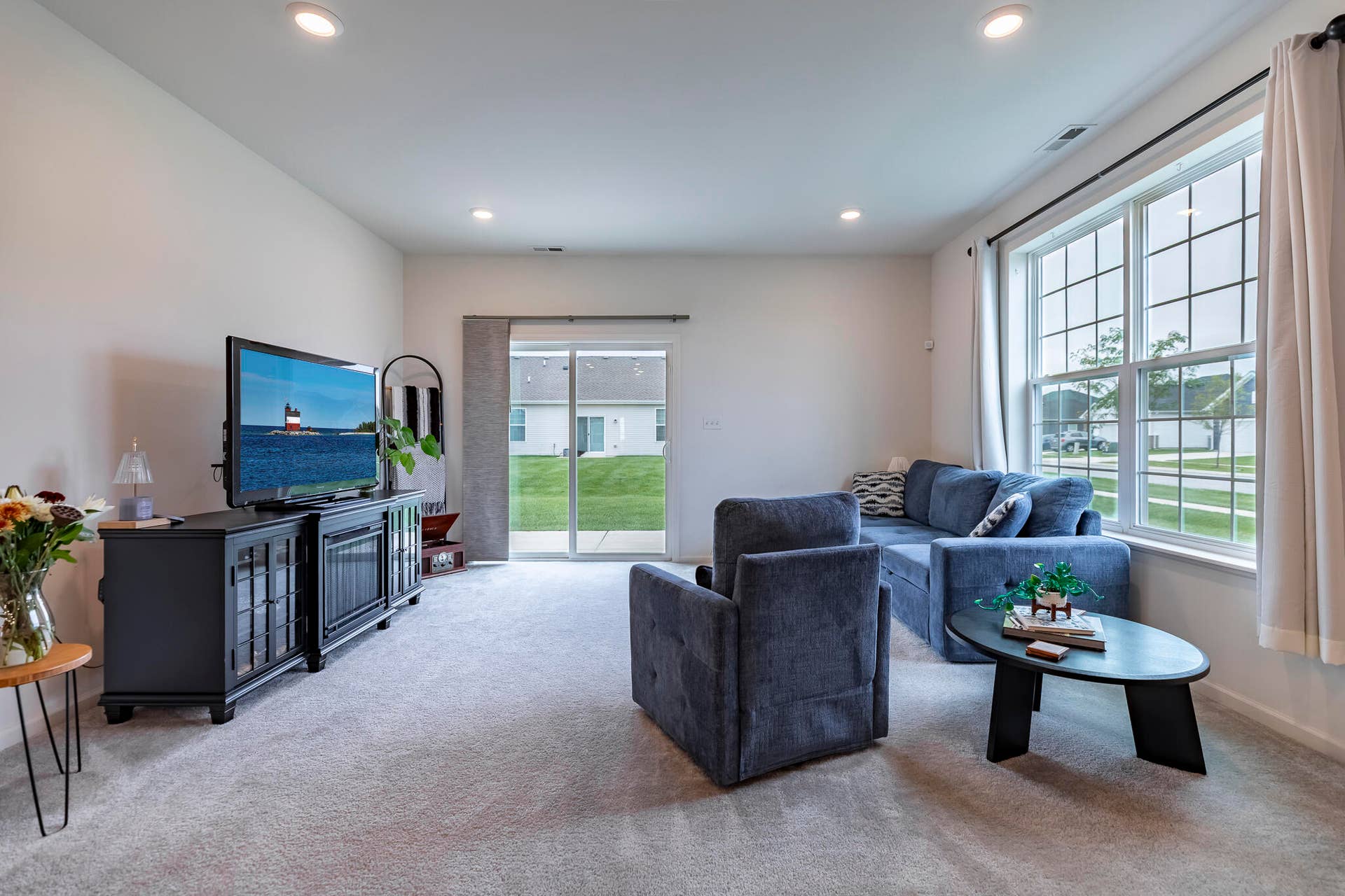 5981 E 116th-24