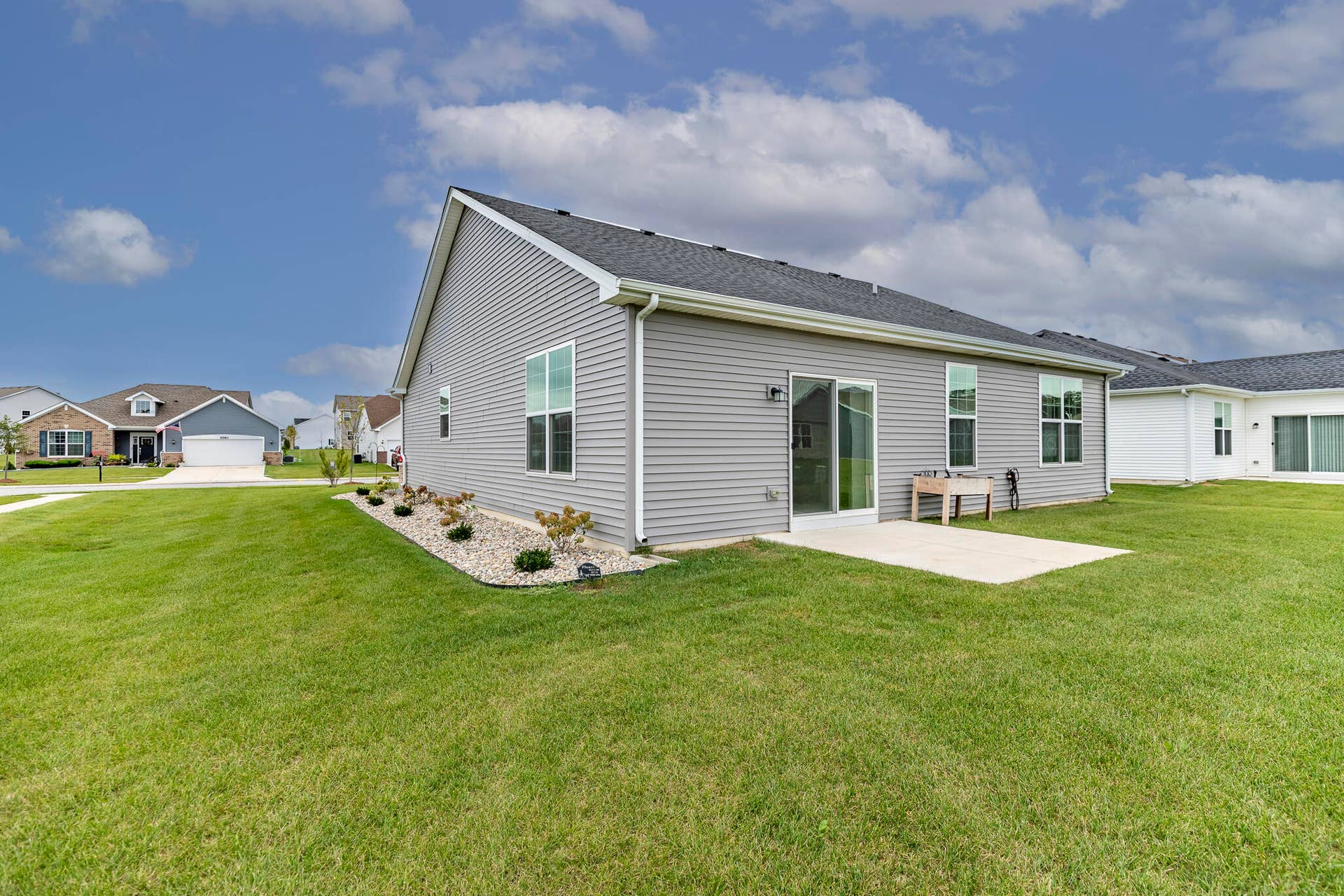 5981 E 116th-5