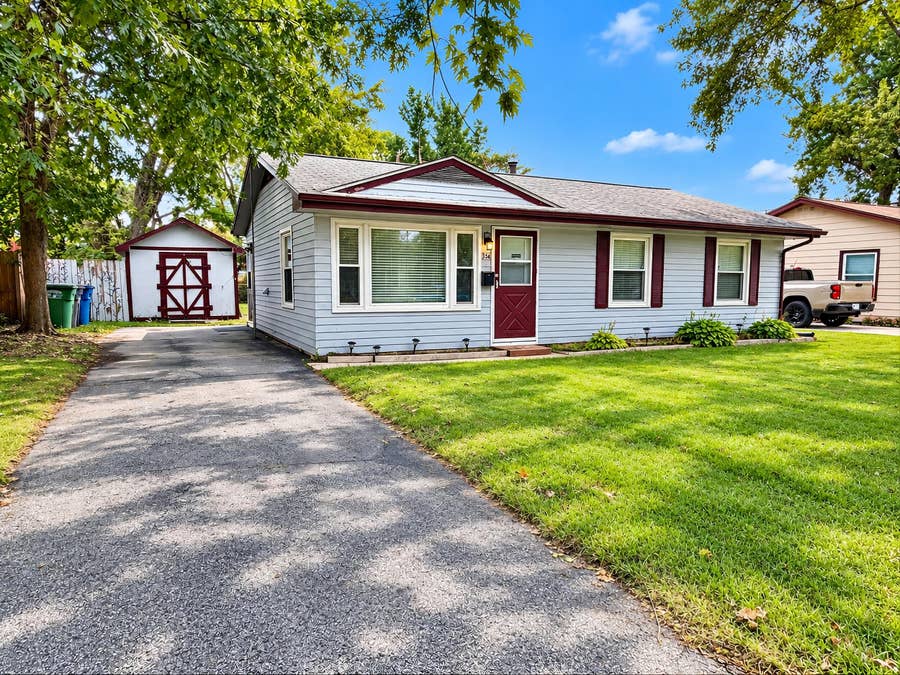 Property photo for 1514 33rd Avenue, Hobart, IN