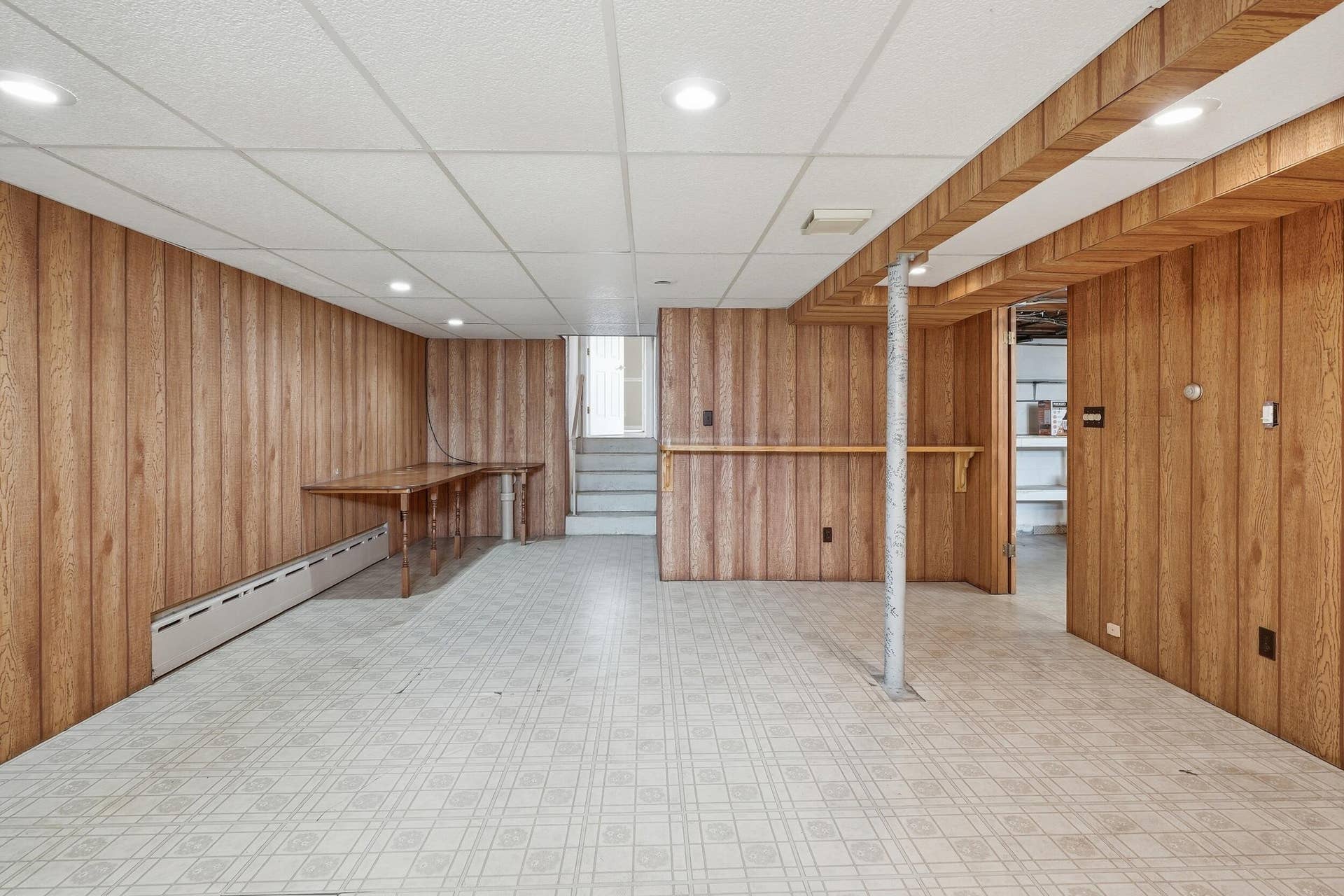 526 Cedar Court, Munster, IN 46321 basement 2