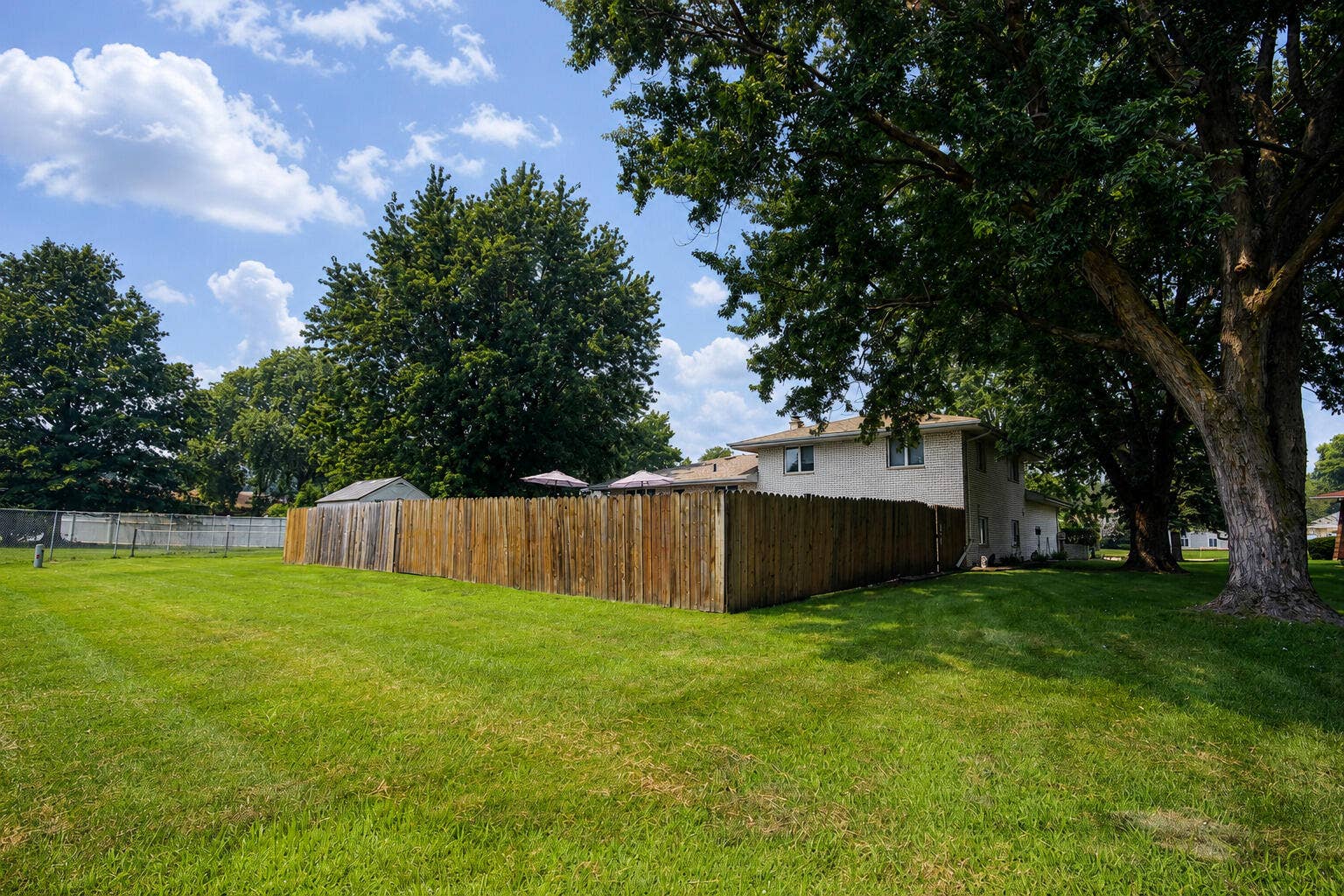 526 Cedar Court, Munster, IN 46321 back outside of fence 3