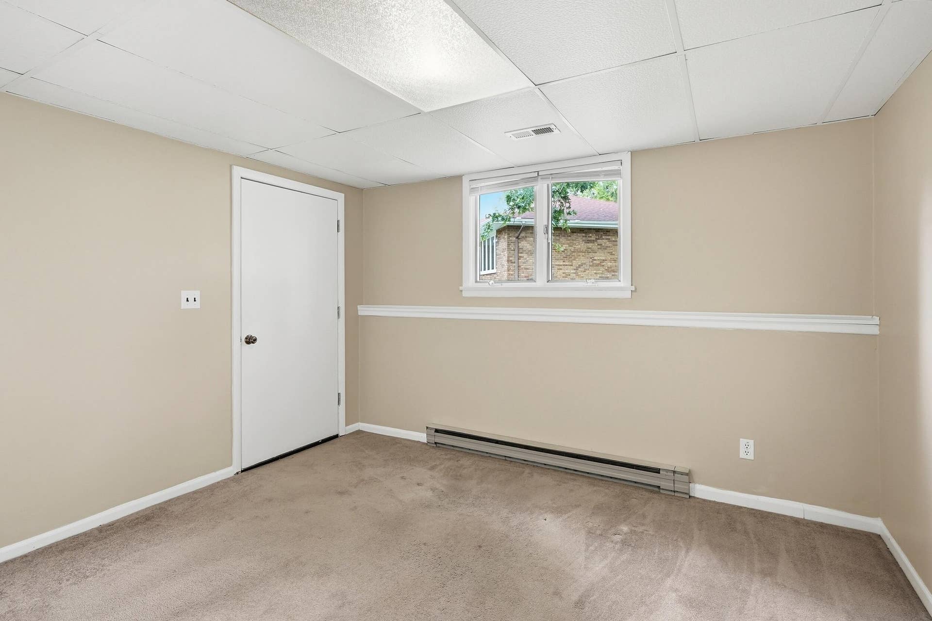 526 Cedar Court, Munster, IN 46321 bedroom 4