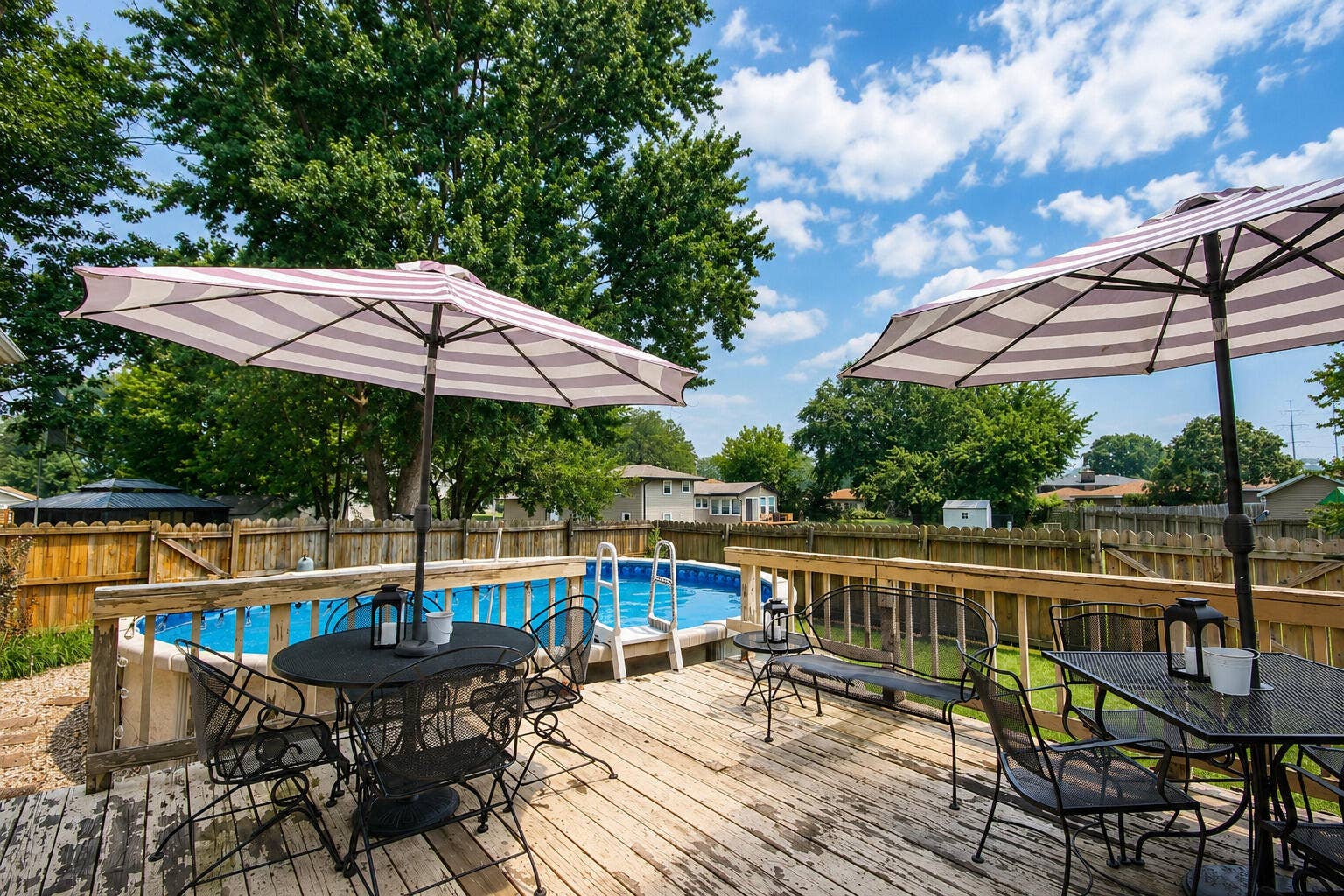 526 Cedar Court, Munster, IN 46321 deck