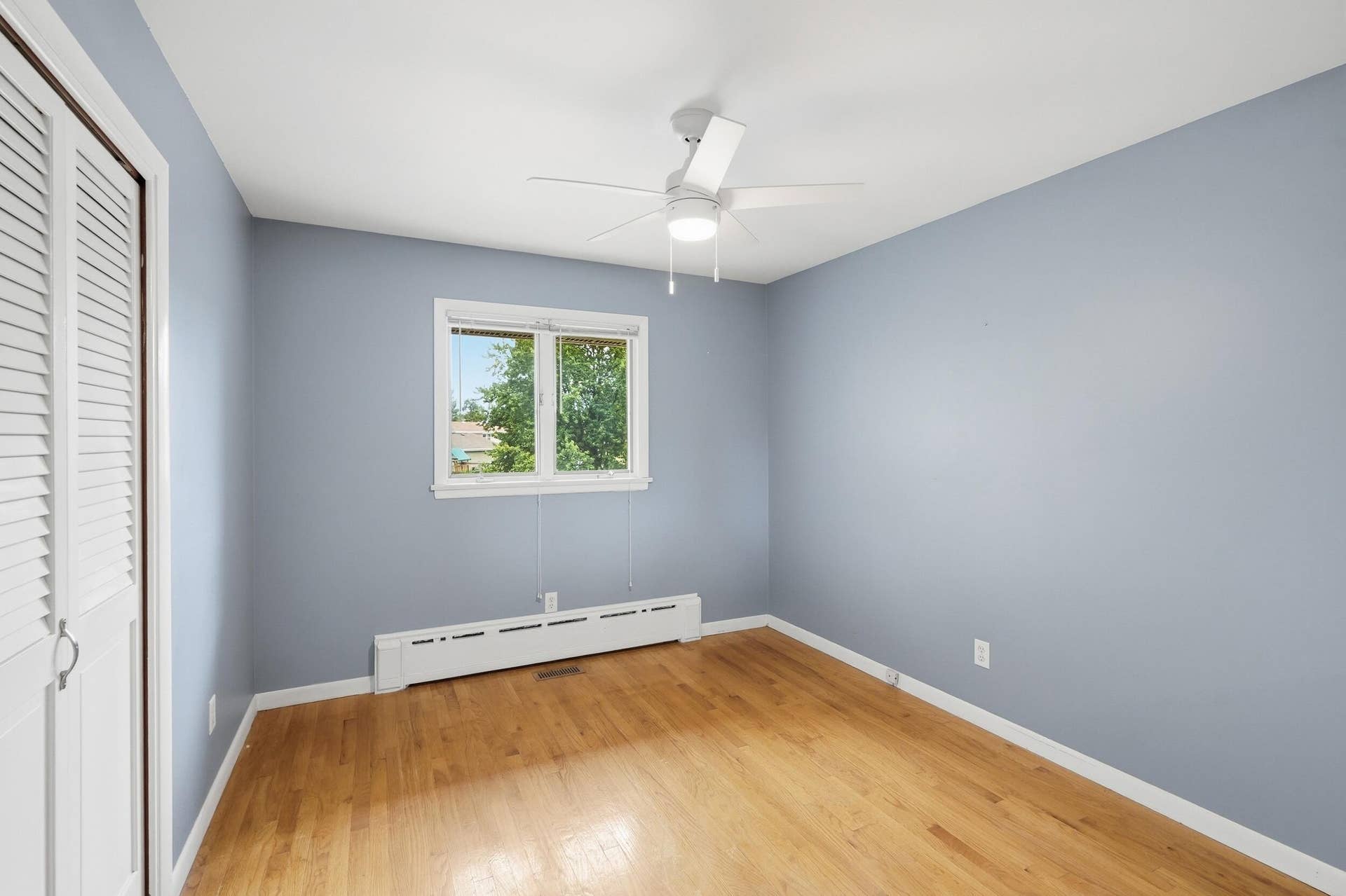 526 Cedar Court, Munster, IN 46321 bedroom 2