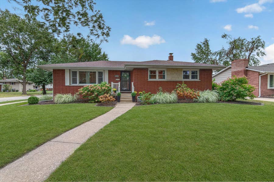 Property photo for 8605 Hohman Avenue, Munster, IN