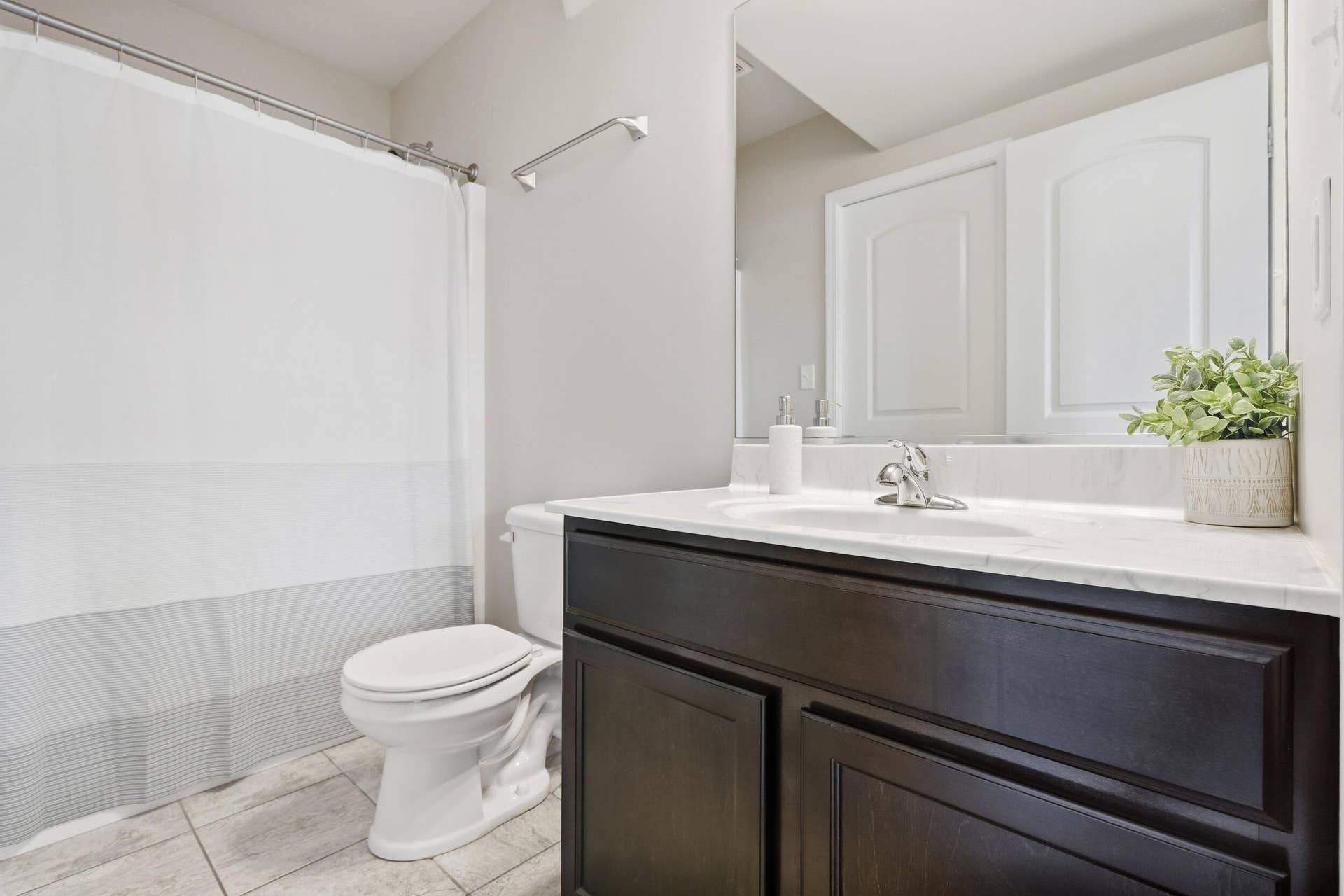 6828 Wallace Street, Merrillville, IN 46410 dsc01468