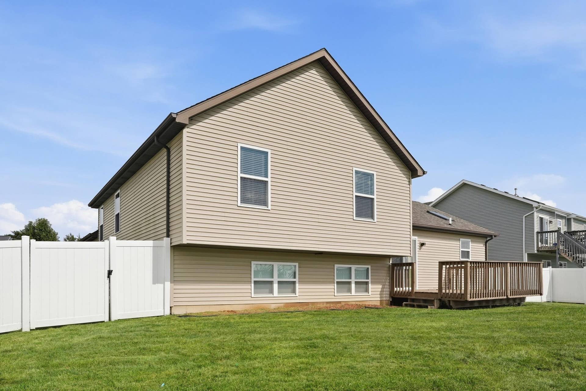 6828 Wallace Street, Merrillville, IN 46410 dsc01593