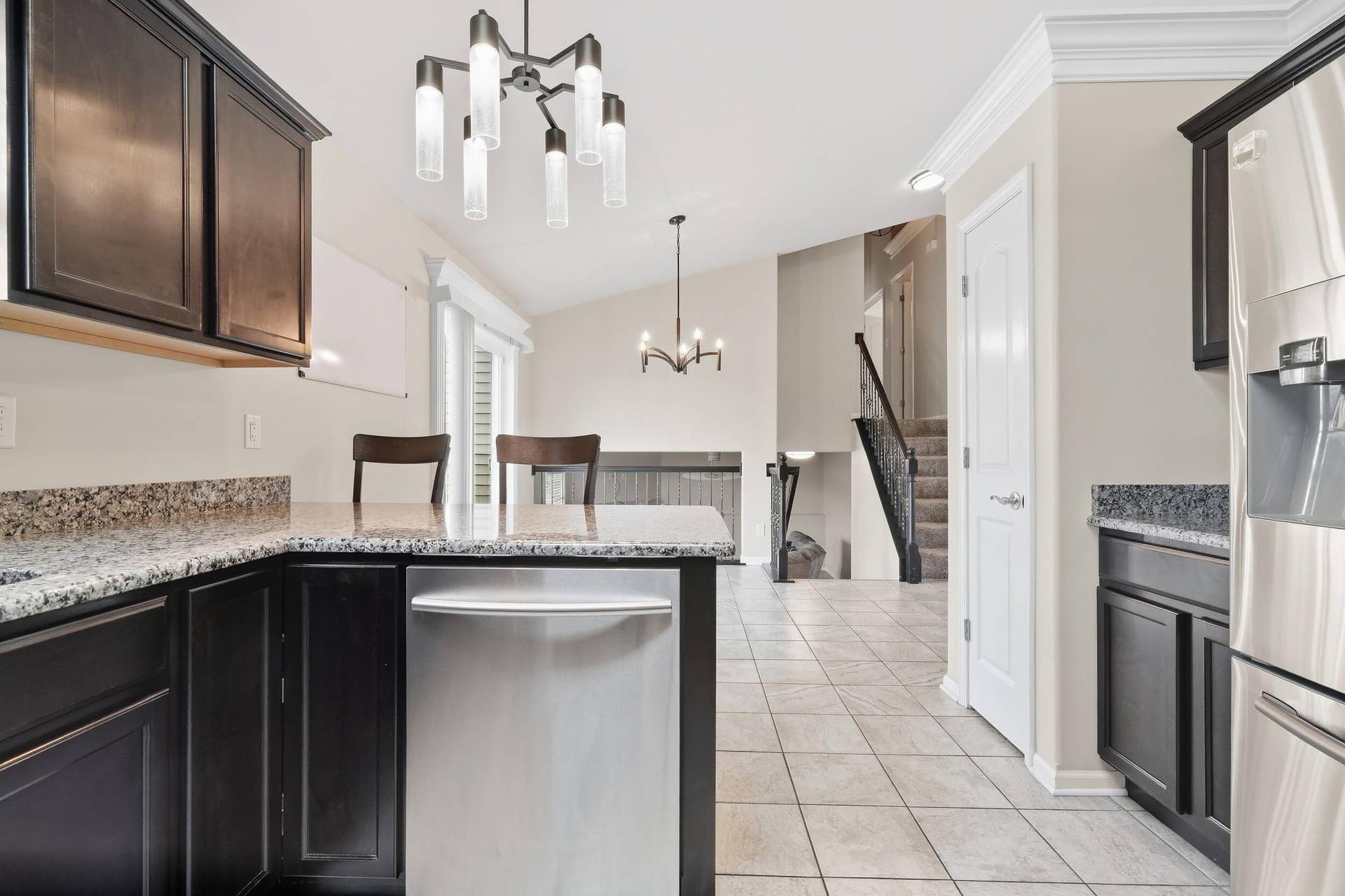 6828 Wallace Street, Merrillville, IN 46410 dsc01428