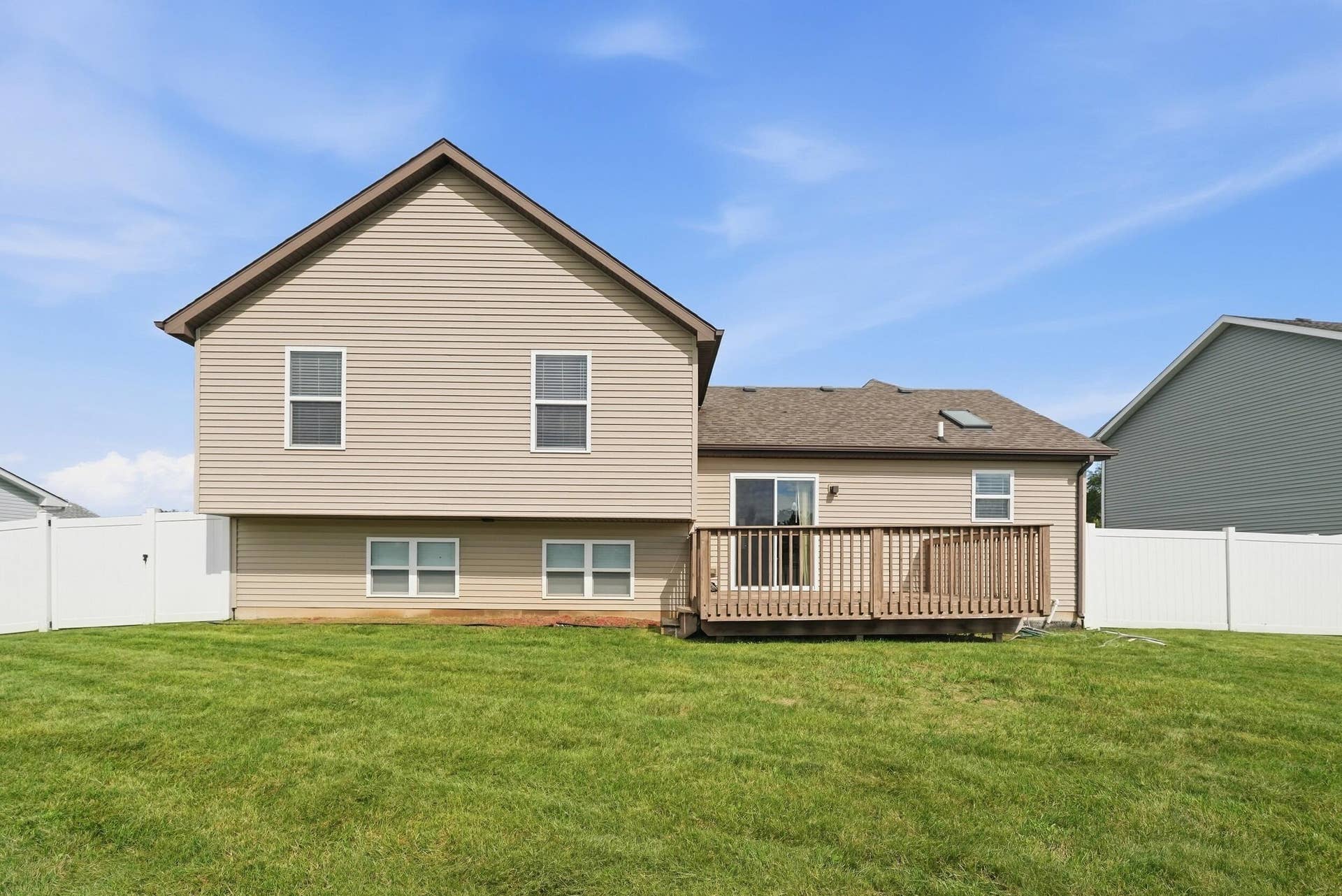 6828 Wallace Street, Merrillville, IN 46410 dsc01603