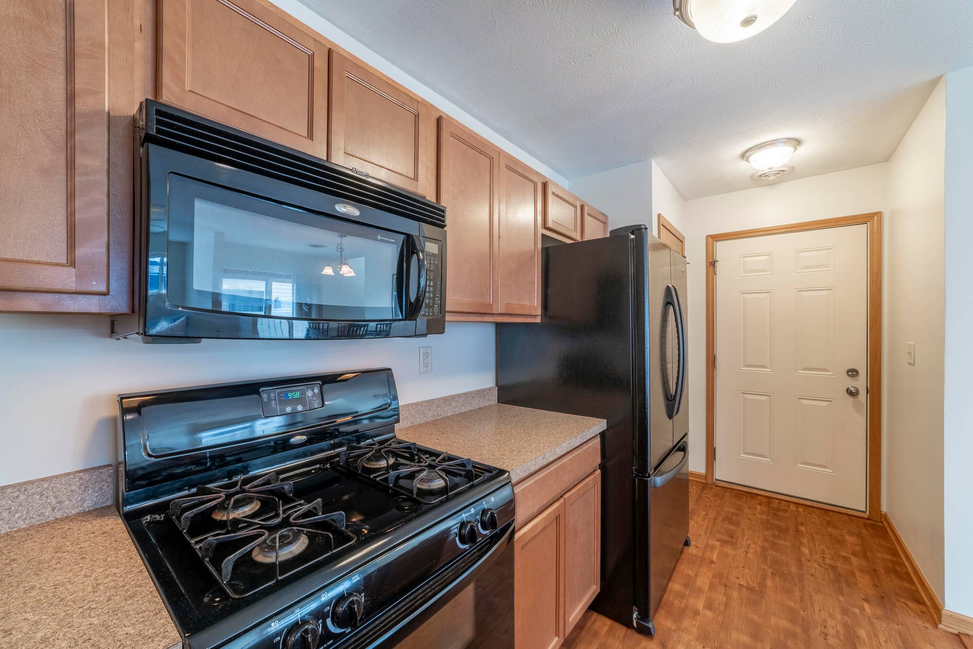 GKitchenCrosby0027
