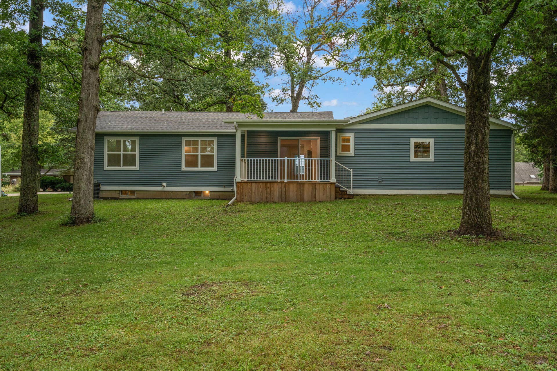 155 Spectacle Drive, Valparaiso, IN 46383 34-web-or-mls-DSC05880