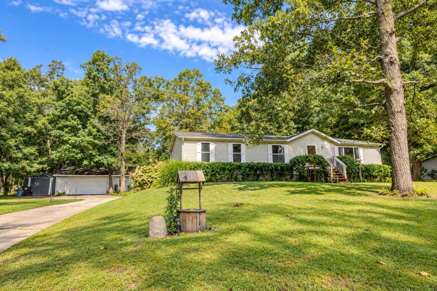 Property photo for 5816 N 1042, DeMotte, IN
