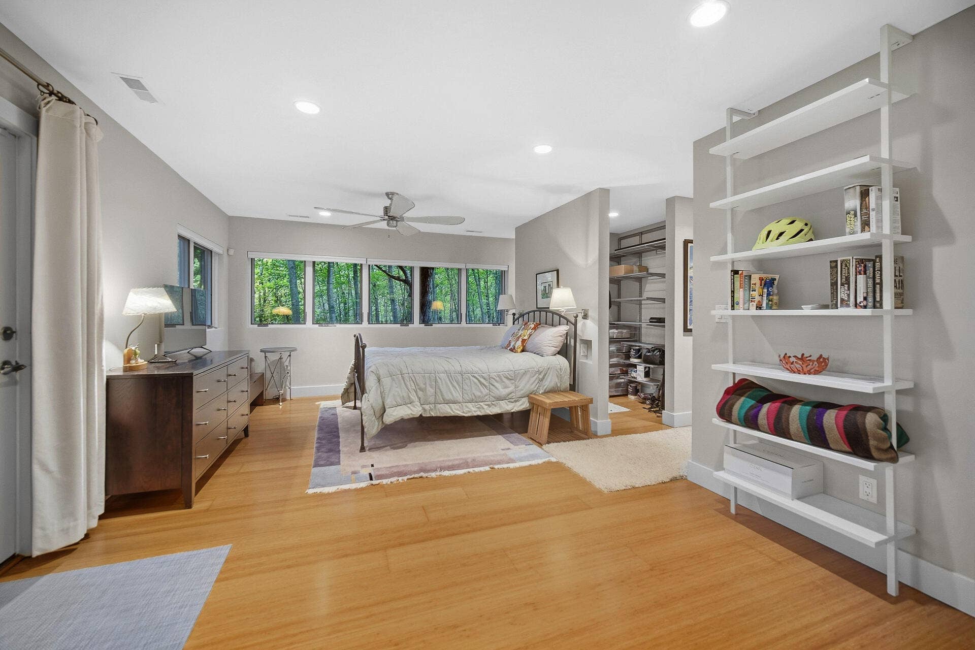 69 Tryon Farm Lane, Michigan City, IN 46360 DSC04803