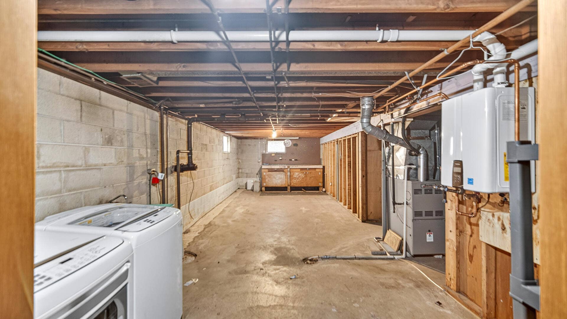 6312 Lakewood Avenue, Portage, IN 46368 SMA04585