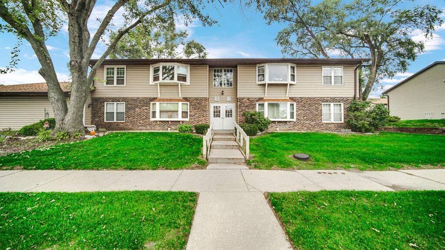 Property photo for 1738 Chelsea Street, Schererville, IN